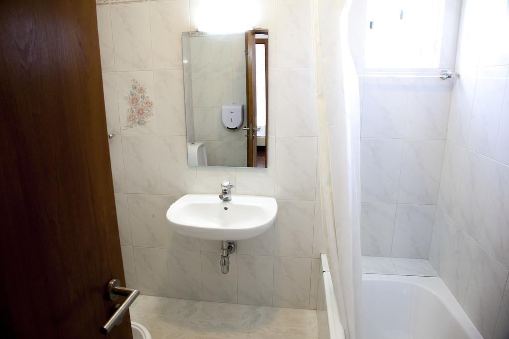 Sem Nome Hotel Alvor Quarto foto